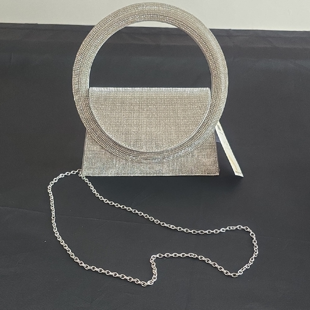 Elegant Silver Women's Bag with Chain Strap